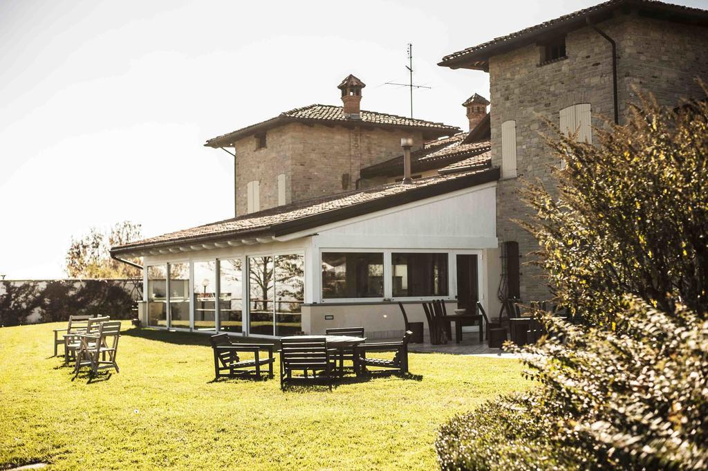 Azienda Agrituristica Alcastle Montabone Eksteriør bilde