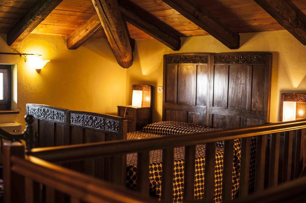 Azienda Agrituristica Alcastle Montabone Eksteriør bilde